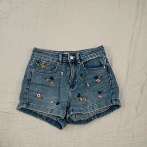 PacSun flower shorts